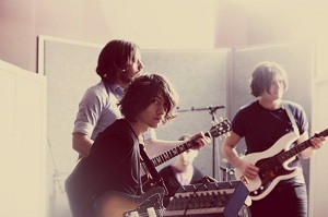 Arctic Monkeys, siempre hacia delante
